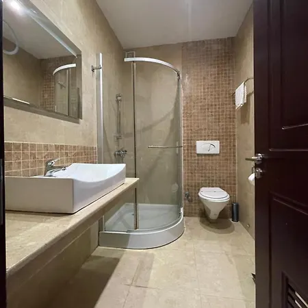 Mountain View Complex 2*