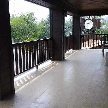 리조트 Mountain View Complex 2*
