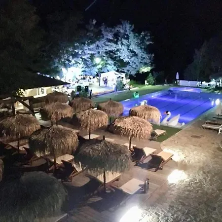 Mountain View Complex 2*