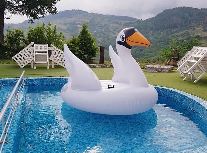 Mountain View Complex Resort 2*